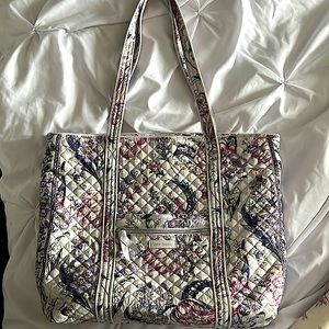 Vera Bradley Tote